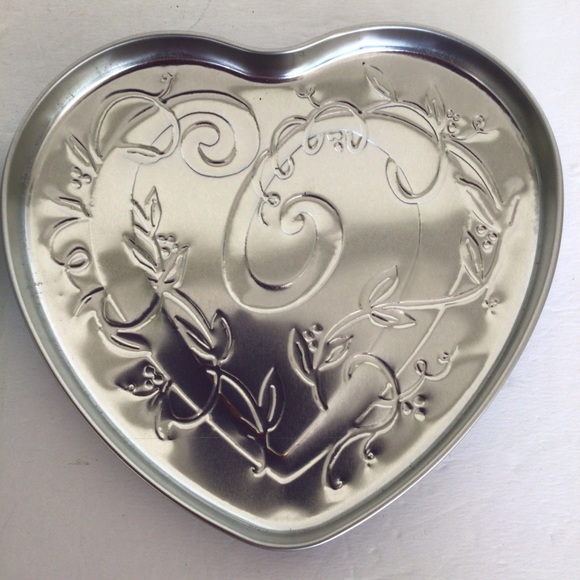 BRIGHTON HEART LARGE JEWELRY TIN - Picture 11 of 13